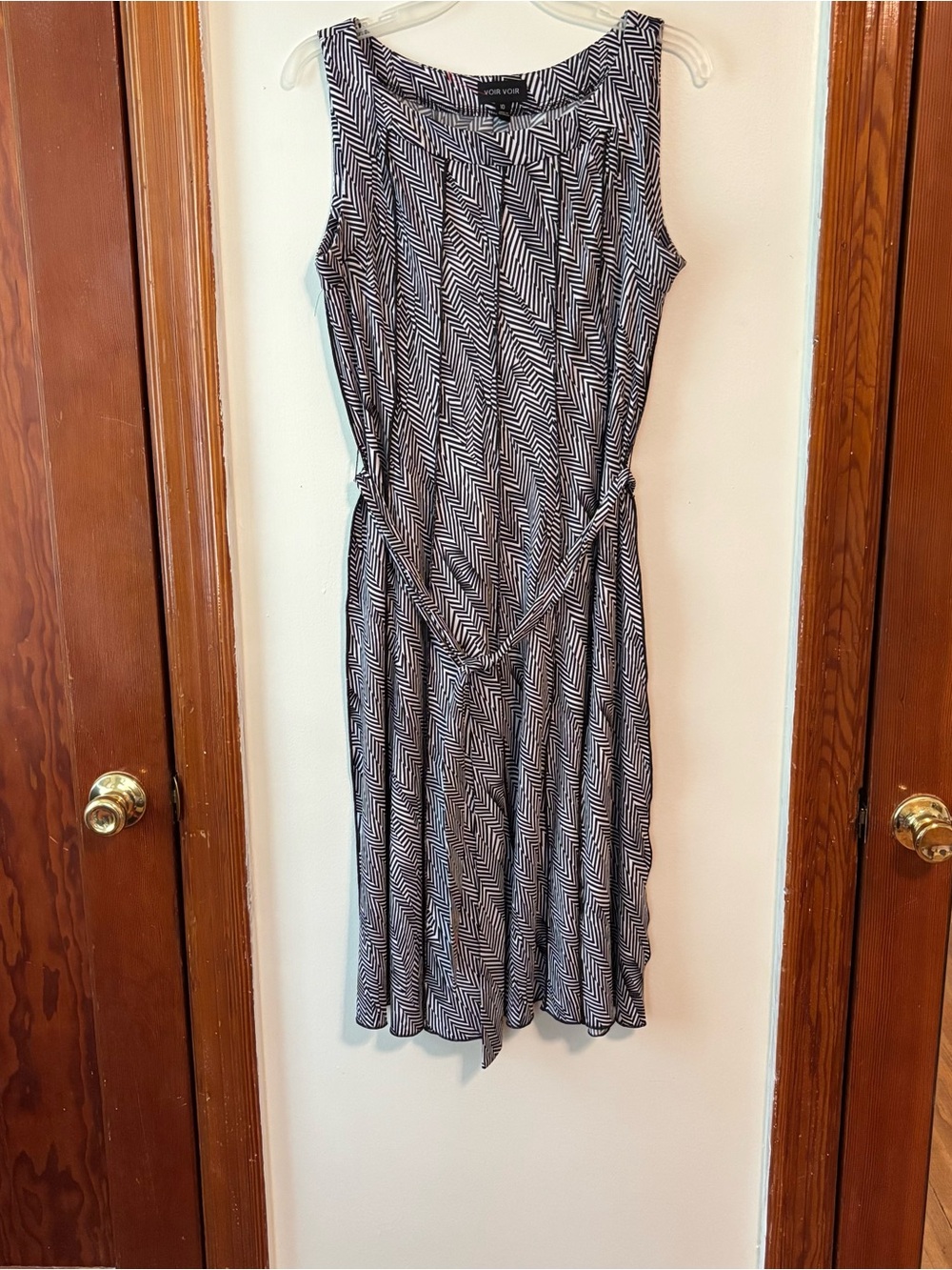 Voir Voir Black & White Sleeveless Midi Dress with Waist Tie - Picture 2 of 7